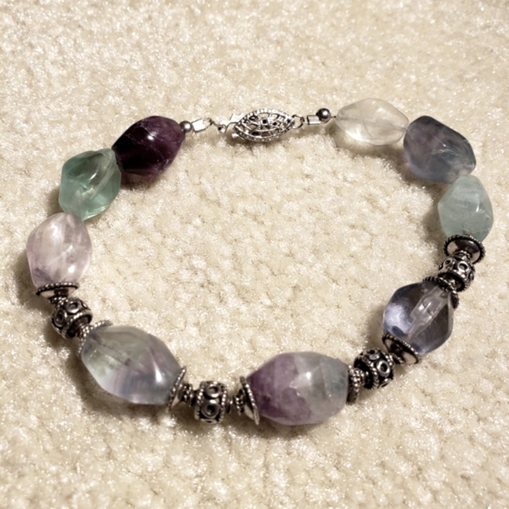 Polished Stone Bracelet. 7" Length.